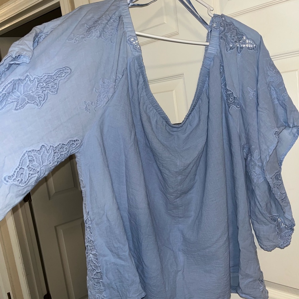 Lane Bryant Off the Shoulder Embroidered Blouse Sz 26/28 - Picture 5 of 7